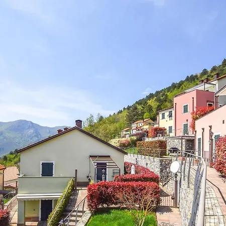 Stunning In Vakantiehuis Magliolo